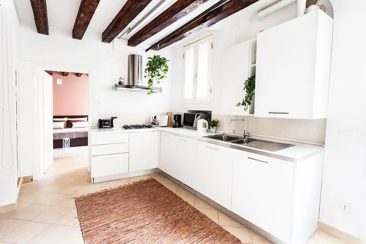 Ca Biennale, Scoprire La Venezia Nascosta! Apartment 0*, Venice Italy