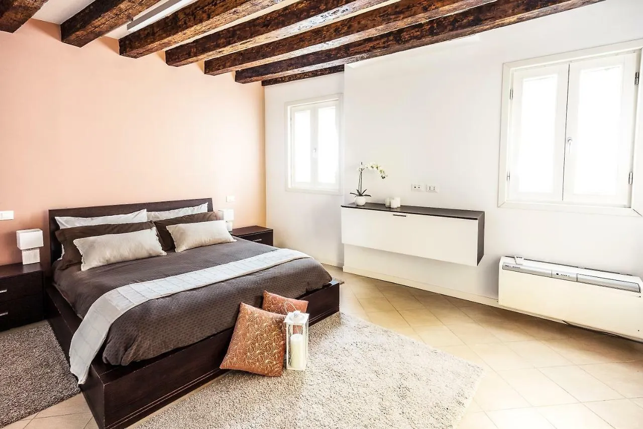Ca Biennale, Scoprire La Venezia Nascosta! Apartment Venice